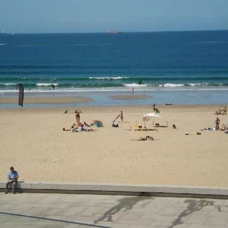 Republic Near The Beach 公寓 马托西纽什